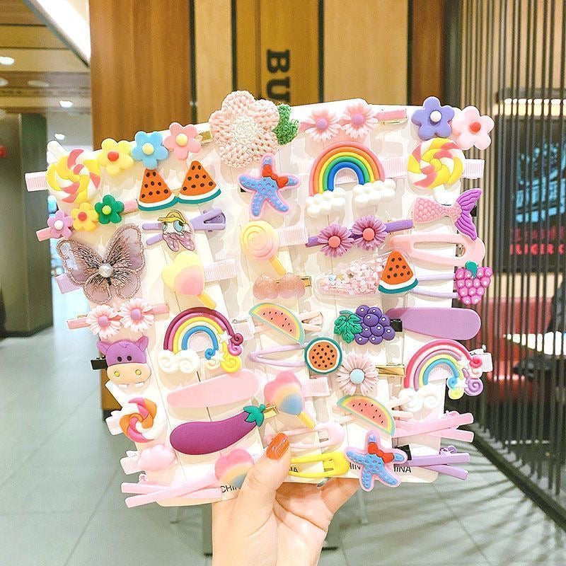 Cute cartoon hair clips and princess-style hair accessories for babies and children—perfect for securing stray strands.