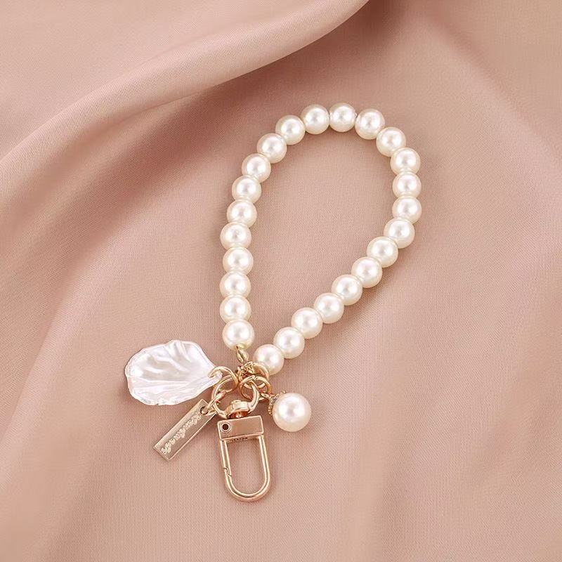 Trendy Mother-of-Pearl Shell Flower Keychain Charm for Student Bags
