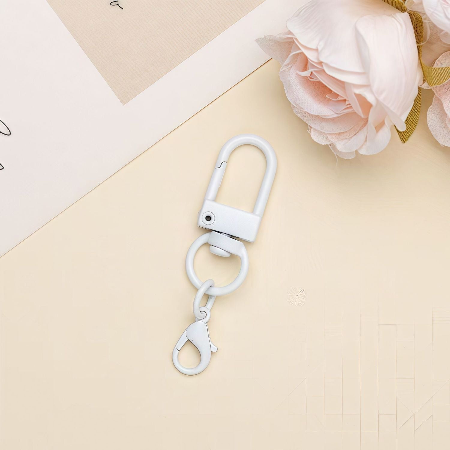 Macaron-finish lobster clasp charm – DIY fuse bead keychain accessory