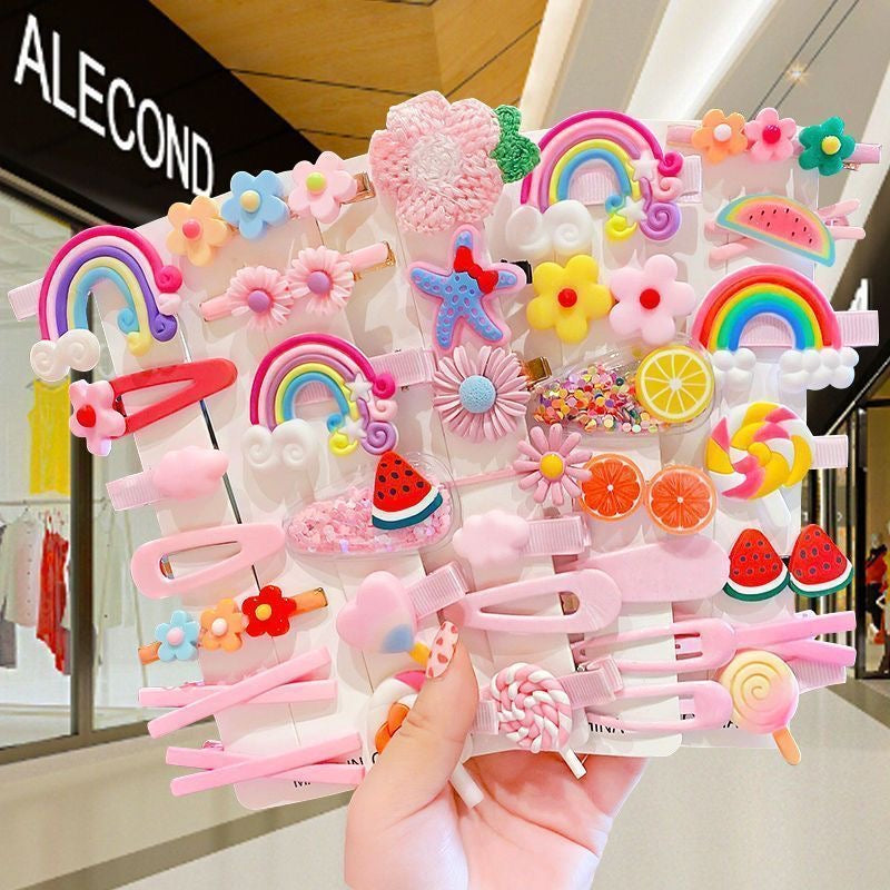 Cute cartoon hair clips and princess-style hair accessories for babies and children—perfect for securing stray strands.