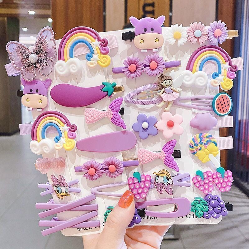 Cute cartoon hair clips and princess-style hair accessories for babies and children—perfect for securing stray strands.