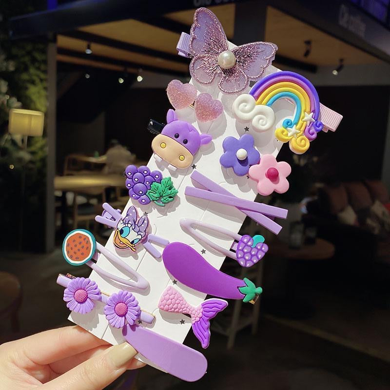 Cute cartoon hair clips and princess-style hair accessories for babies and children—perfect for securing stray strands.