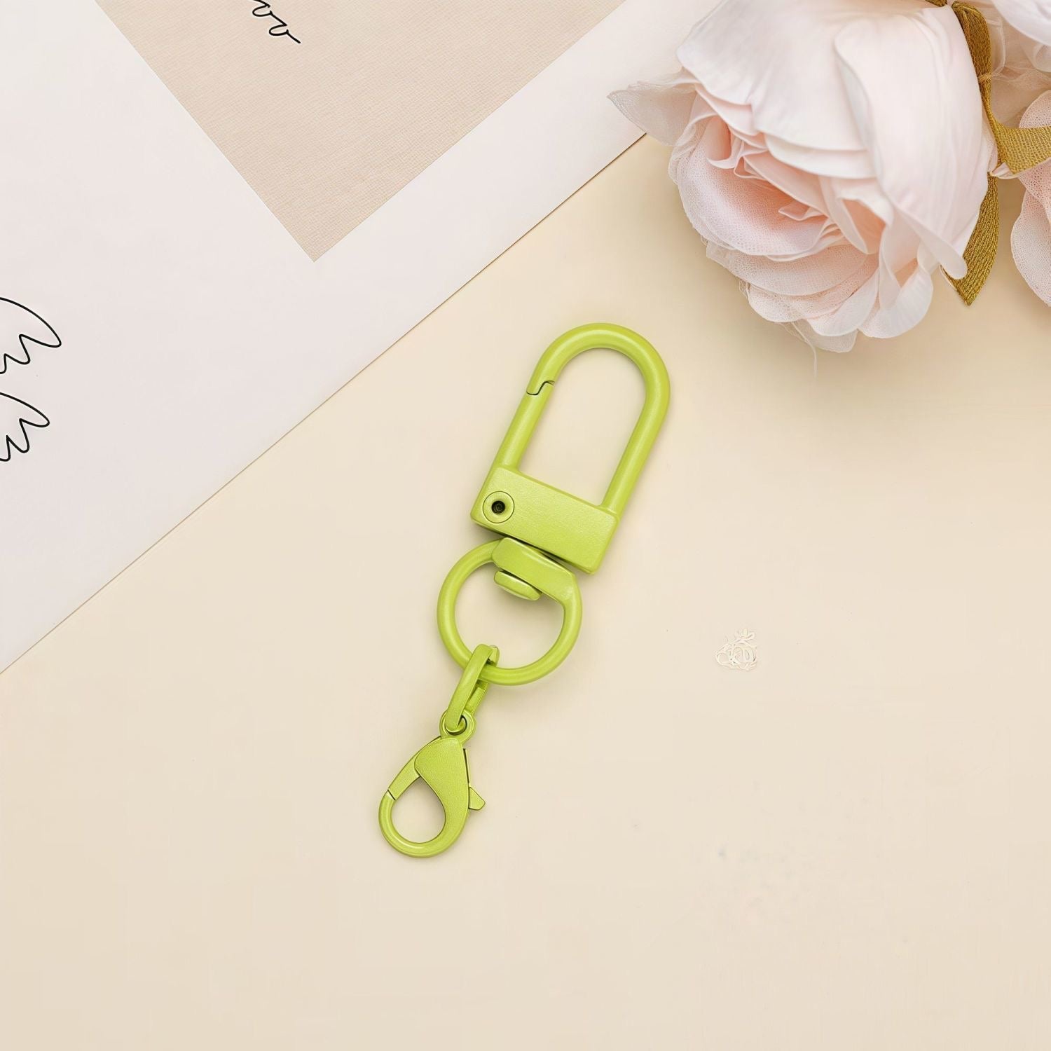 Macaron-finish lobster clasp charm – DIY fuse bead keychain accessory